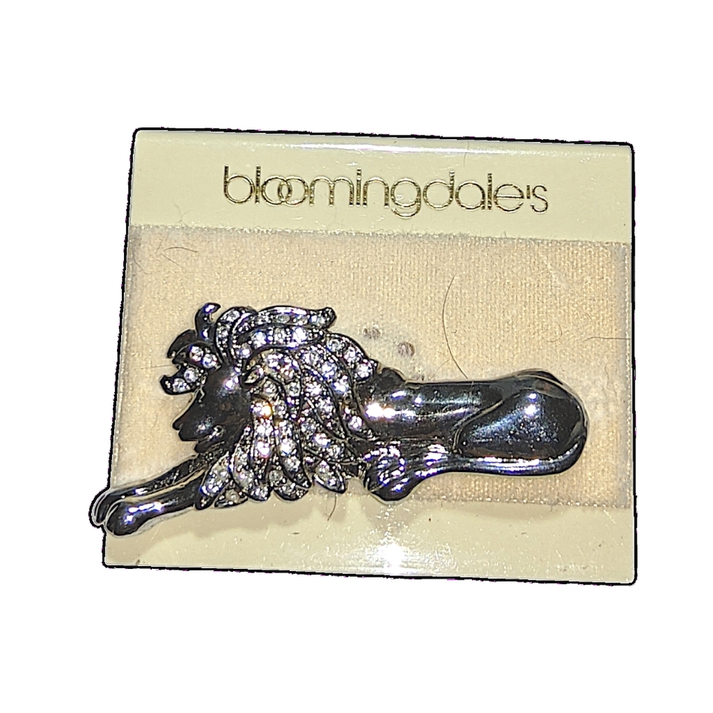 Bloomingdale's Silver Tone Lion Brooch. NWOT